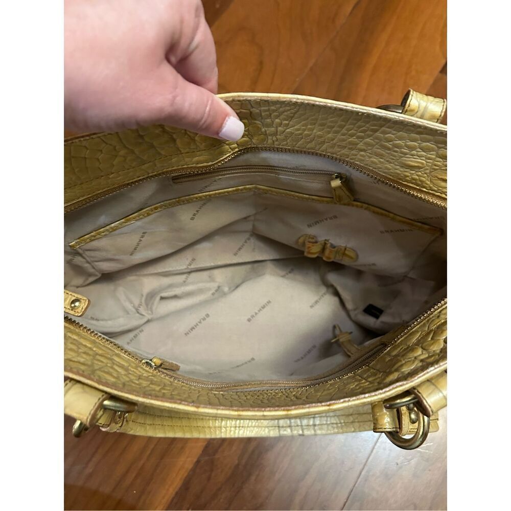 Brahmin women’s Collette Melbourne croc embossed‎ leather bag - Picture 6 of 16